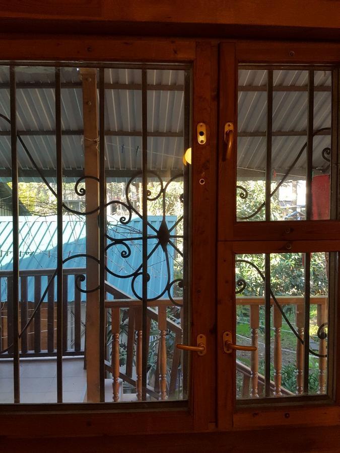 U Iriny Hotel Pizunda Exterior photo