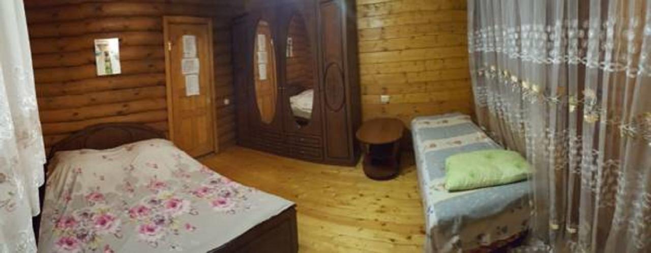 U Iriny Hotel Pizunda Exterior photo